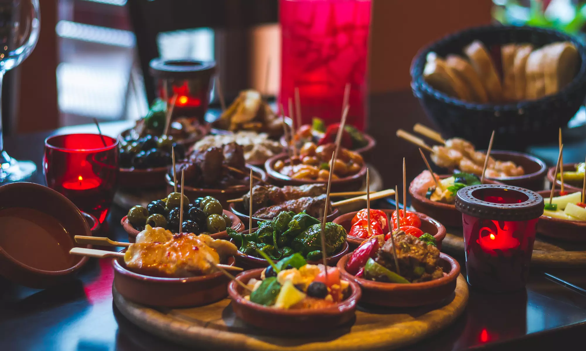 11-Gänge Tapas Reise für 2 oder 4 Personen