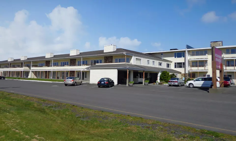 2-Night Stay for Two or Four at Ocean Shores Inn & Suites in Ocean Shores Blvd, WA - Primary Image