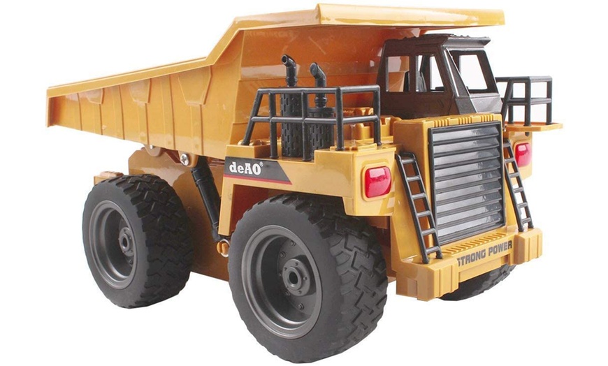 Image 2: Remote Control Construction Truck