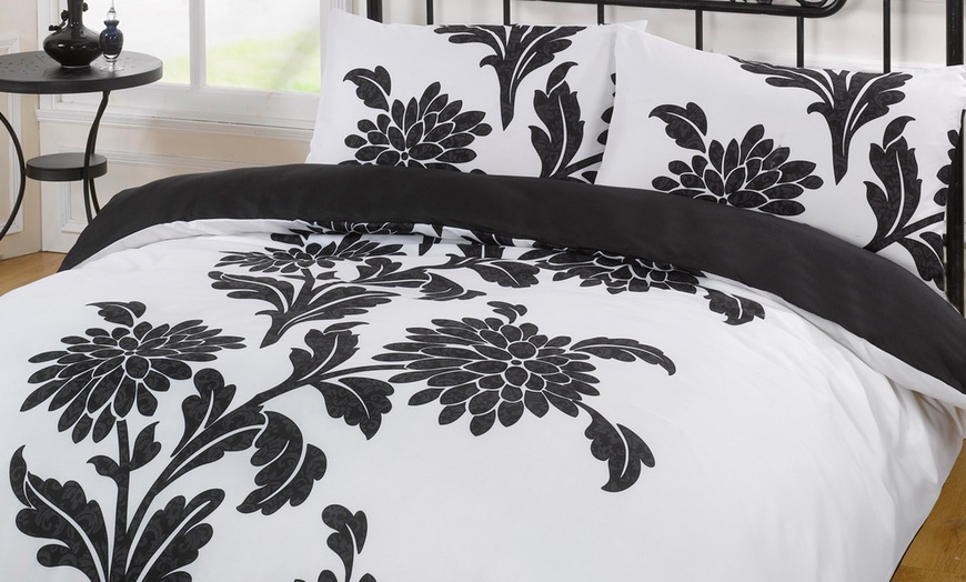 Image 9: Clearance: Duvet Sets from £5.00