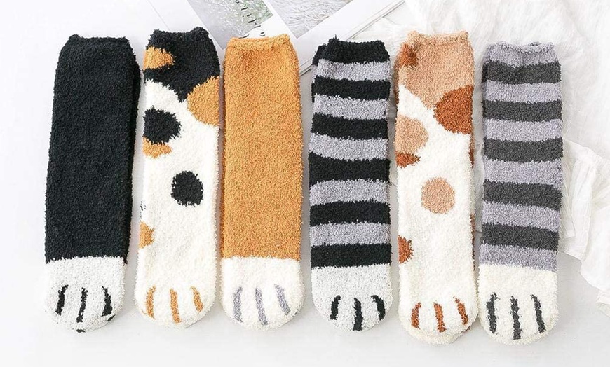 Image 2: One or Six Pairs of Fleece Cat Paw Socks