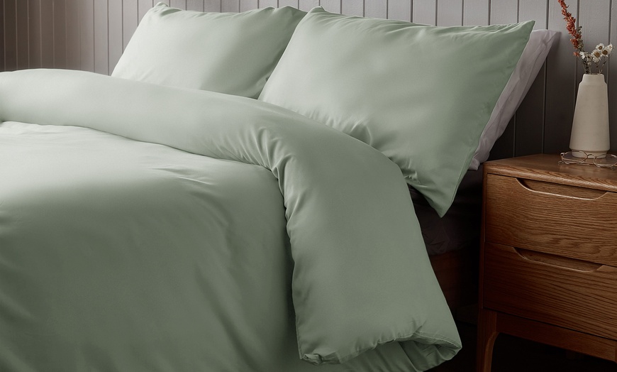 Image 22: Silentnight Supersoft Duvet Set