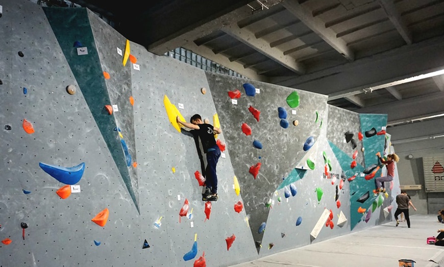 Image 3: Bouldering: całodzienne bilety, zajęcia z instruktorem lub karnety