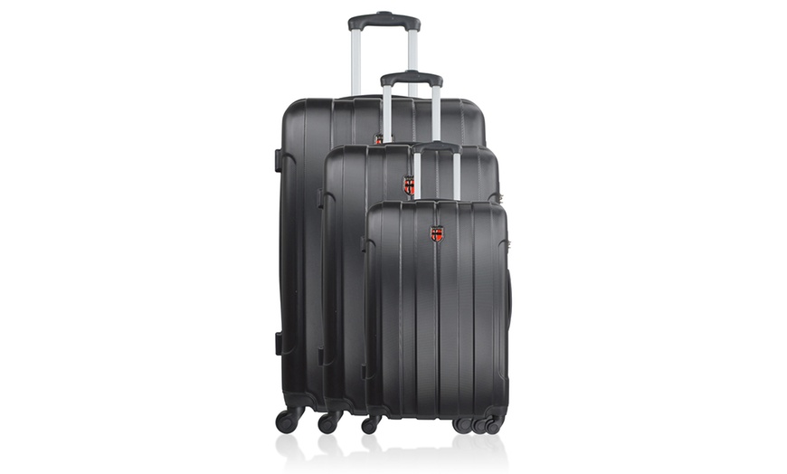 Image 19: Geographical Norway Luggage Sets