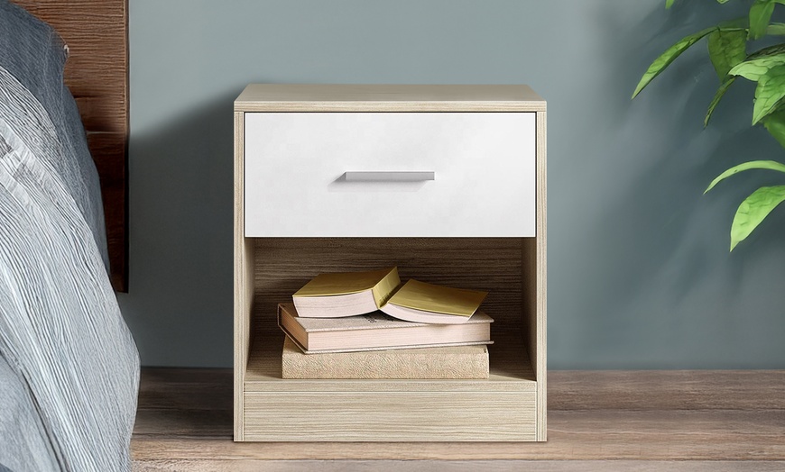 Image 4: Comodino con cassetto e spazio portalibri