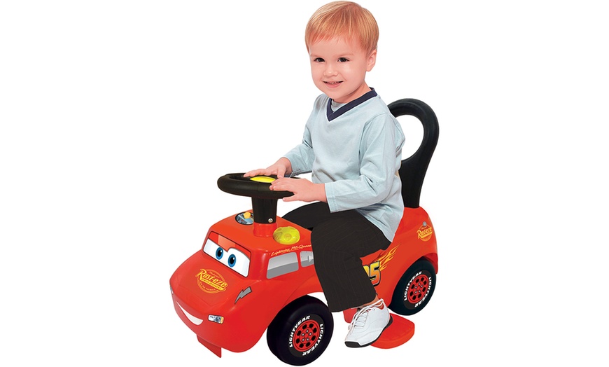 Image 2: Lightning Mcqueen Electric Ride-On