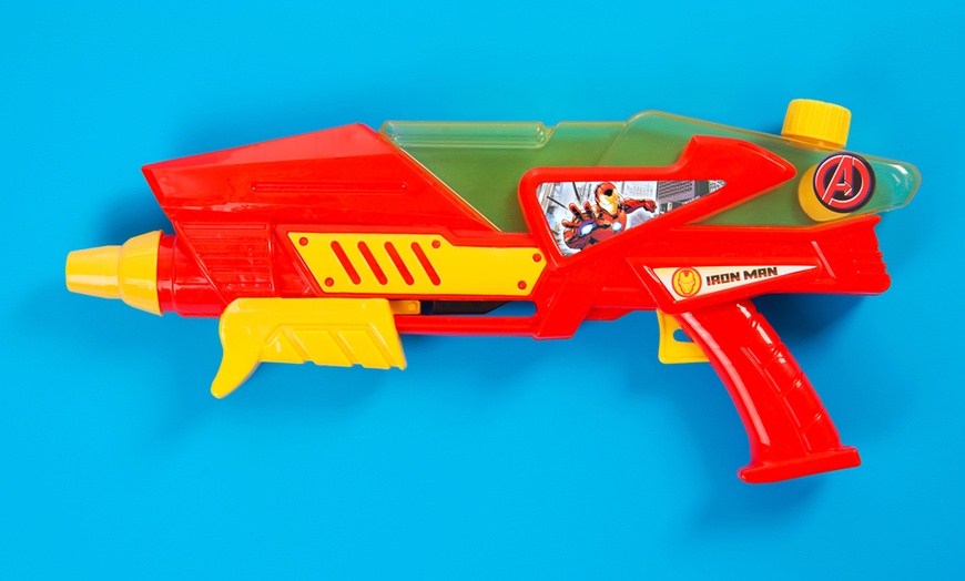 Image 10: Sambro Avengers Water Blaster