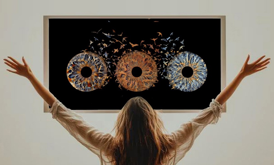 Image 9: Transform Your Eyes into Personalized Iris Art at Home