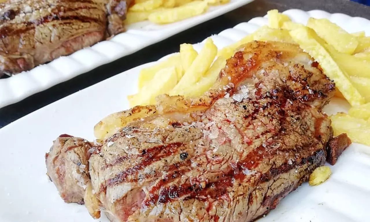 Parrillada de carne a 5 minutos del Parque Europa para 2 o 4 en La Cabaña de Ardoz, con hasta 68% de descuento - Primary Image