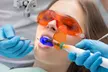 1 o 2 sesiones de blanqueamiento dental con limpieza bucal y revisión con hasta un 67% de descuento - Second Medium