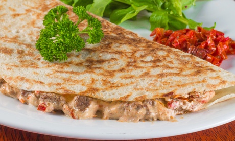 2 crêpes sucrées et 2 salées avec dessert, smoothie ou milk-shake au choix, dès 13,90 € chez Nut's Crêperie And Smoothie