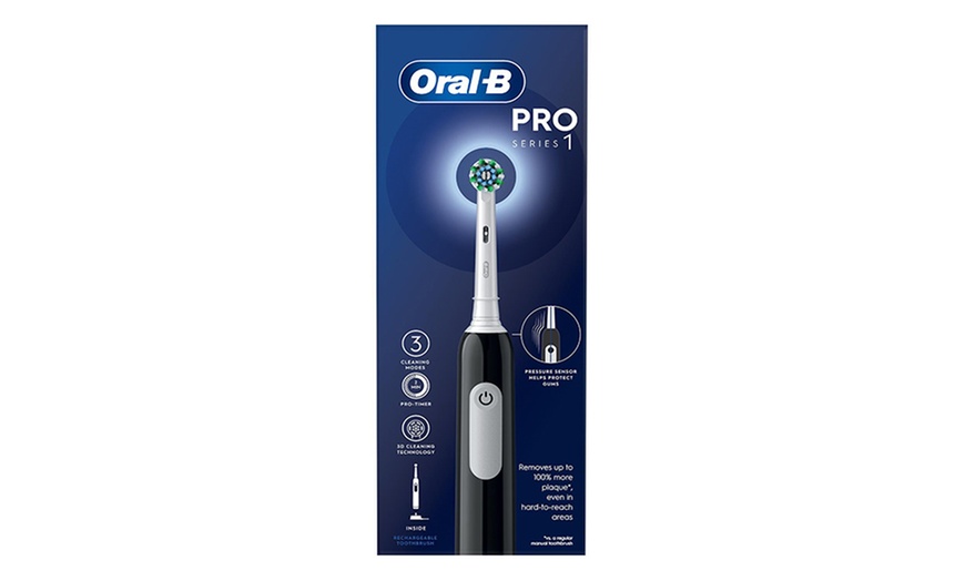 Image 2: Oral-B Electric Rechargeable Toothbrush Range 