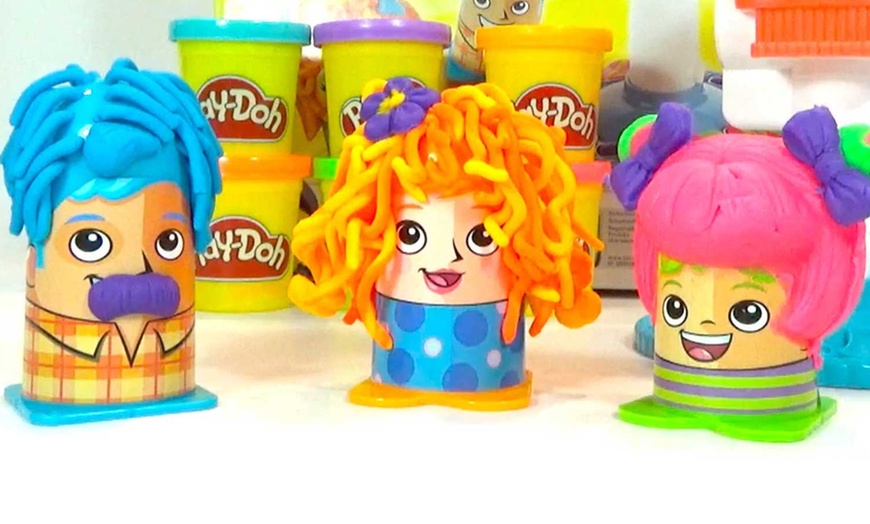 Image 8: Hasbro Play-Doh Set