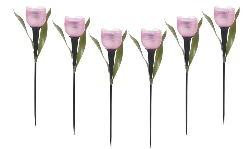 Image 2: Set of 6 or 12 Tulip-Shaped Garden Solar Lights