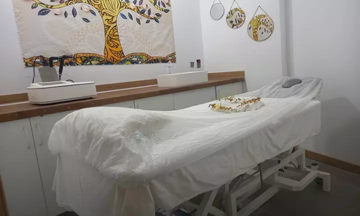 Radiofrecuencia facial Indiba y exfoliación con punta de diamante