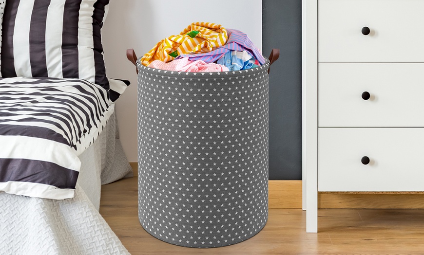 Image 9: Vinsani Drawstring Laundry Basket