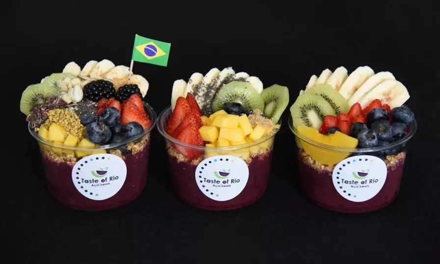 Enjoy Fresh Bluemajick Bowl and More with Live Food Options