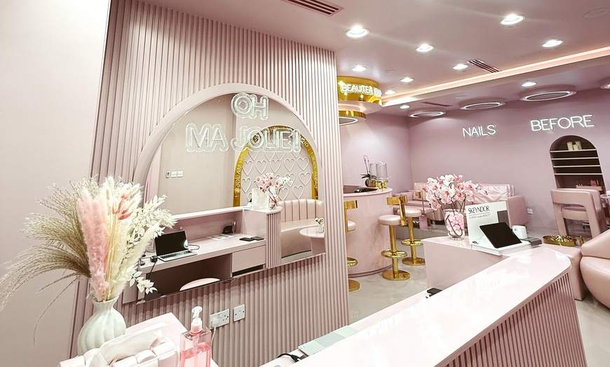 Image 3: Lash & Brow Perfection: Extensions, Lifts & Laminations