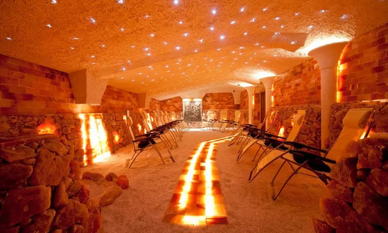 Relaksacyjne przedpołudniowe seanse w grocie solnej