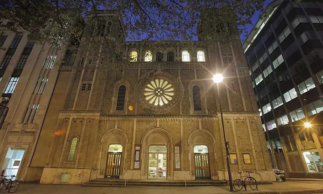 Valentines Candlelight Concerts: Vivaldi - The Four Season & Mozart and Moonlight Sonata