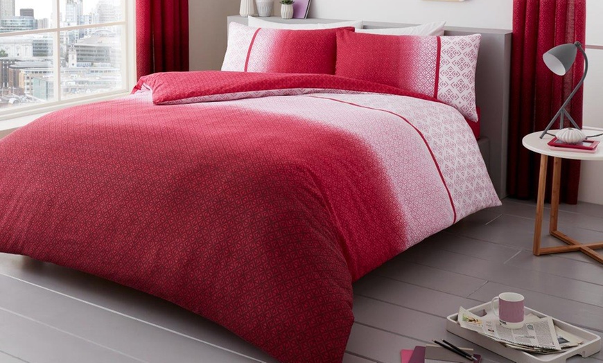 Image 4: Gaveno Cavailia Urban Ombre Duvet Set