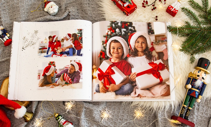 Image 2: Craft Custom Photobooks That Capture Moment from Colorland