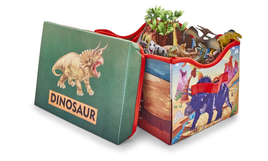 Image 8: 12 Dinosaurs Set with Storage Box and Playmat