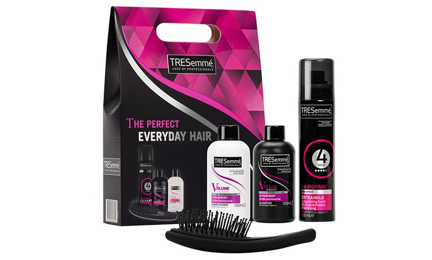 Image 1: TRESemme Hair Gift Set