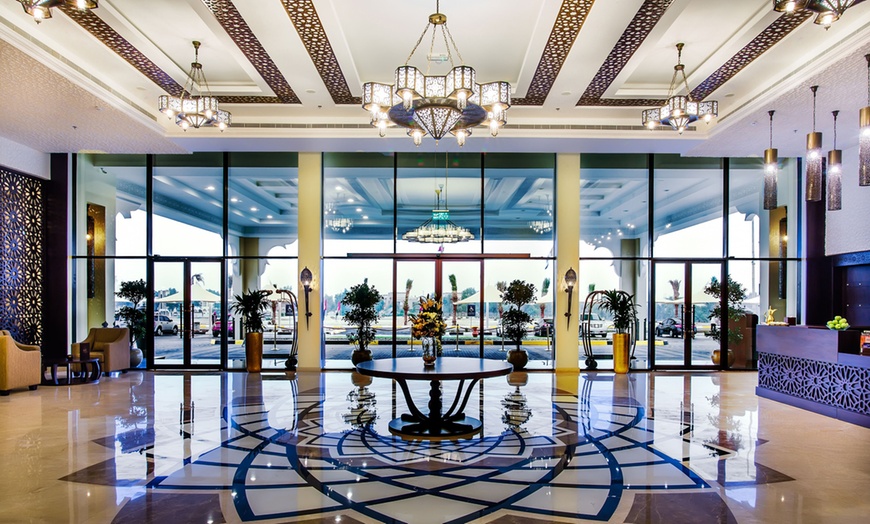 Image 9: Abu Dhabi: 1- or 2-Night 4* Stay with Breakfast