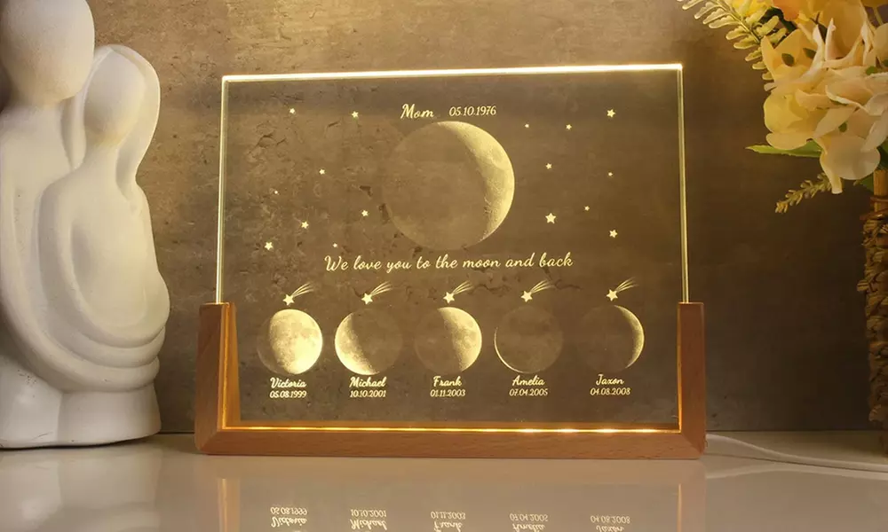 Personalisiertes LED-Kristall-Nachtlicht auf Holzsockel