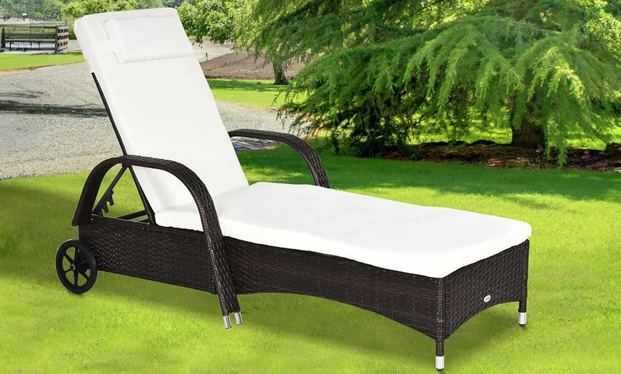 Image 8: Outsunny Rattan-Effect Sun Lounger with Cushion 