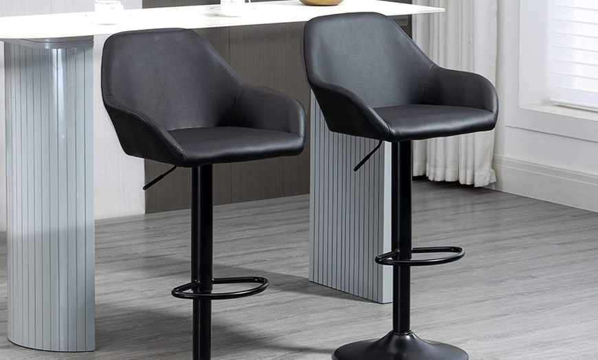 Image 21: HomCom Twin Set of Bar Stools