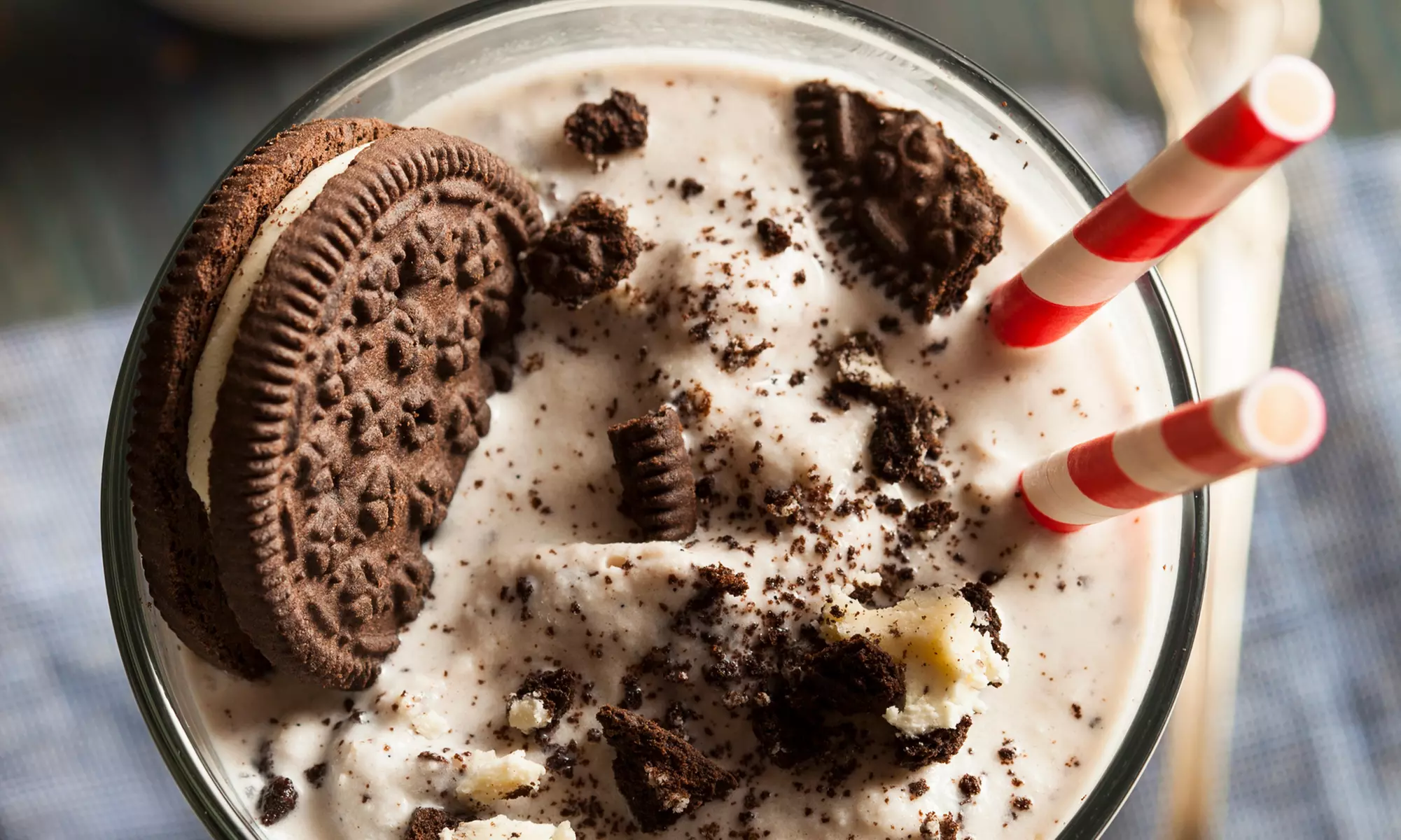 1 od. 2 Milkshakes + Macarons in verschiedenen Geschmacksarten bei Mont Blanc Gelateria (bis zu 35% sparen) - Primary Image