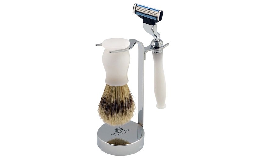 Image 10: Traditional Shaving Utensils