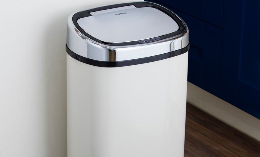 Image 25: Tower 58-Litre Sensor Bin