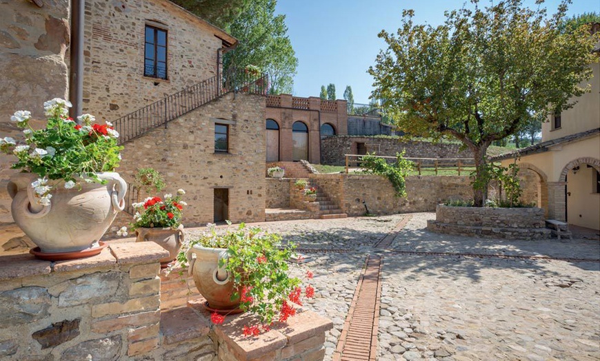 Image 2: Perugia, Montone: Soggiorno in camera matrimoniale o appartamento