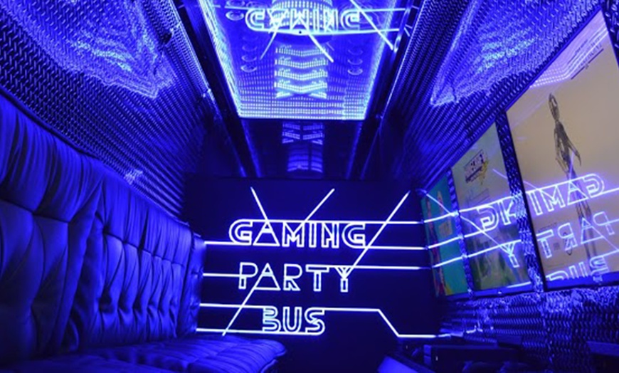 Image 4: Gaming Party Bus