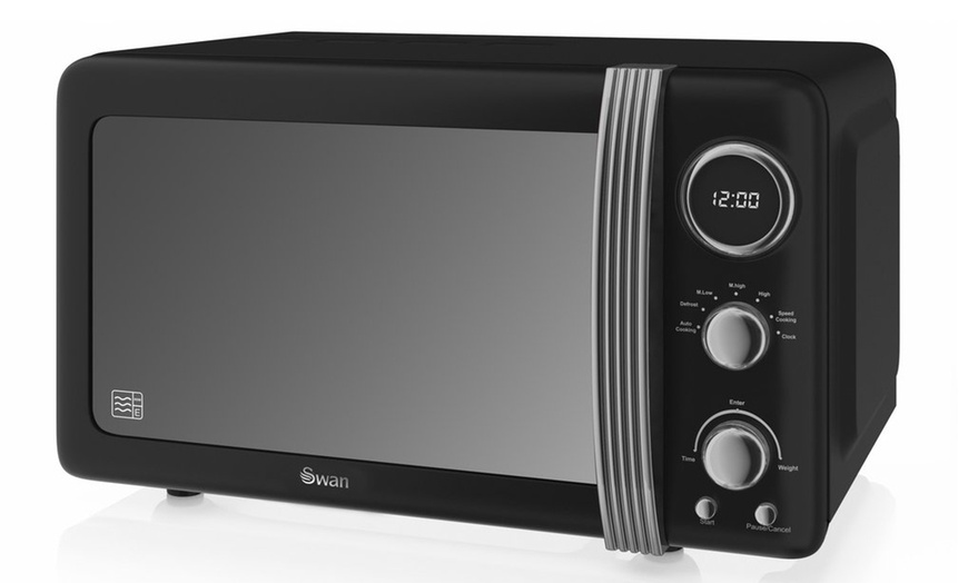 Image 2: Swan Retro Digital Microwave