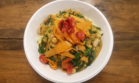 Menu zuppa bio o stufato al curry con centrifugato e dolce all'Angelico Box Bistro (sconto fino a 54%)