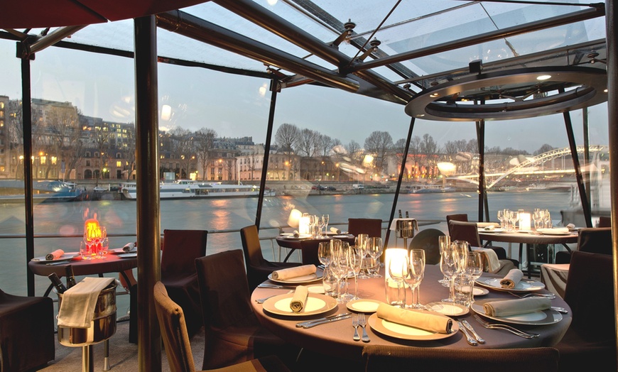 Image 1: Croisière et repas sur la Seine avec Bateaux Parisiens