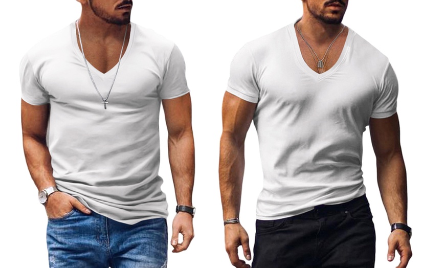 Image 8: 1x oder 2x Herren-Shirt mit V-Ausschnitt