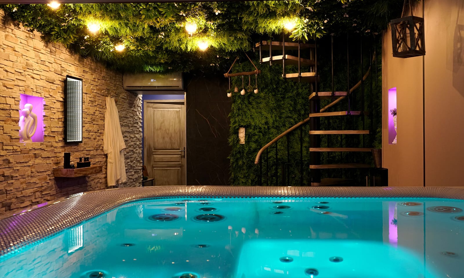 Spa privatif 2h pour 2, 3 ou 4 personnes en semaine ou le week-end avec Fée-moi Rêver (jusqu'à 22% de réduction)