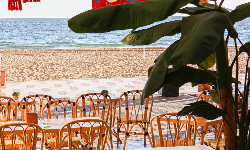 Image 3: Auténticas pinsas italianas frente al mar en Pinsa di Roma Benidorm