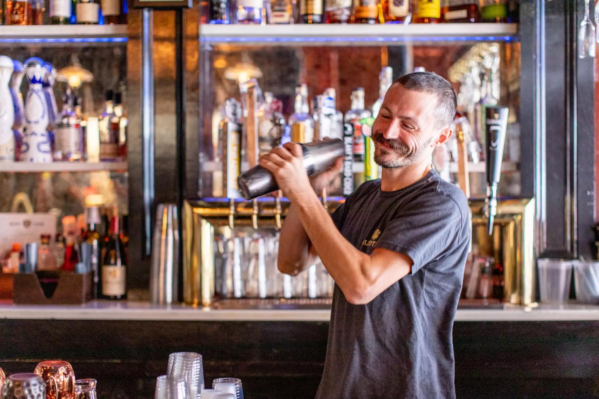 Charleston Craft Beer and Cocktails Guided Tour