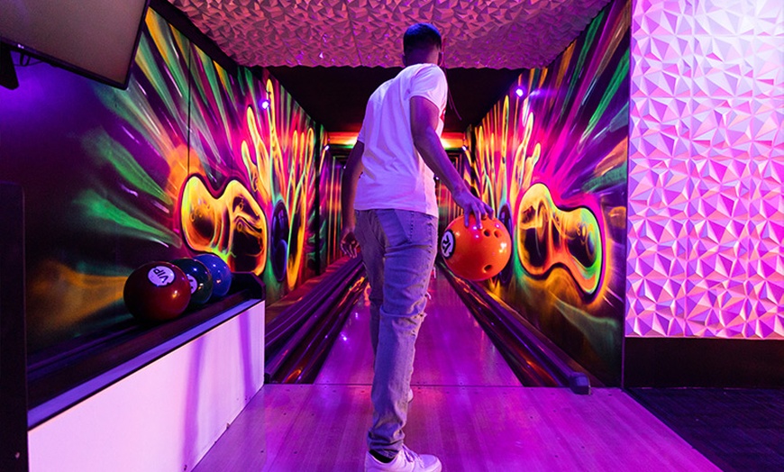 Image 5: Bowling with Snack Box and Soft Drink at The Executive Lounge