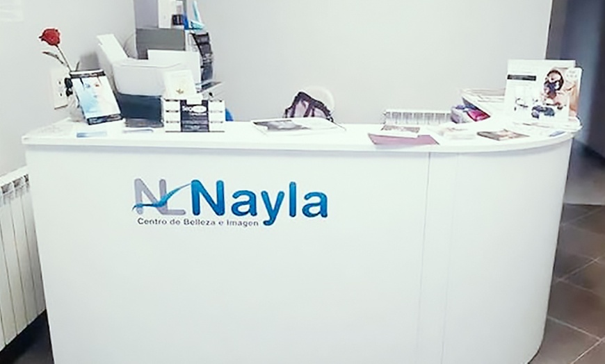 Image 4: Exosomas y mesoterapia virtual en zona facial con opción a otras zonas