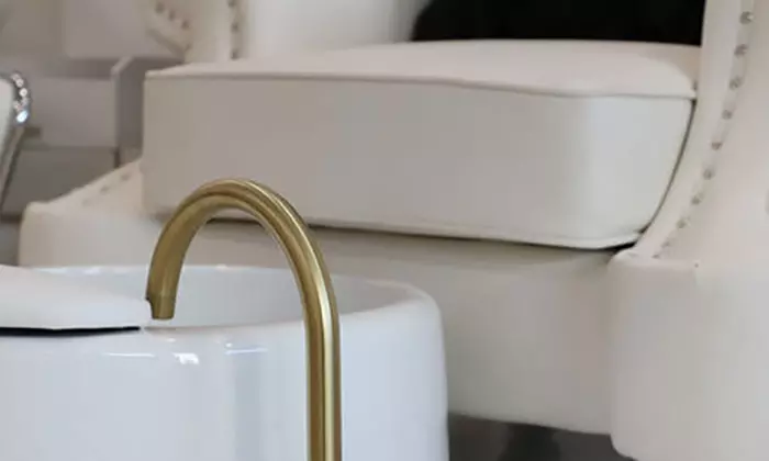 One to Three 1-Hr Facials or $260 Credit Toward Services