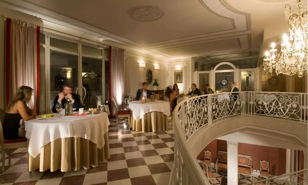 Firenze 4*: Junior Suite con colazione, cena e Spa