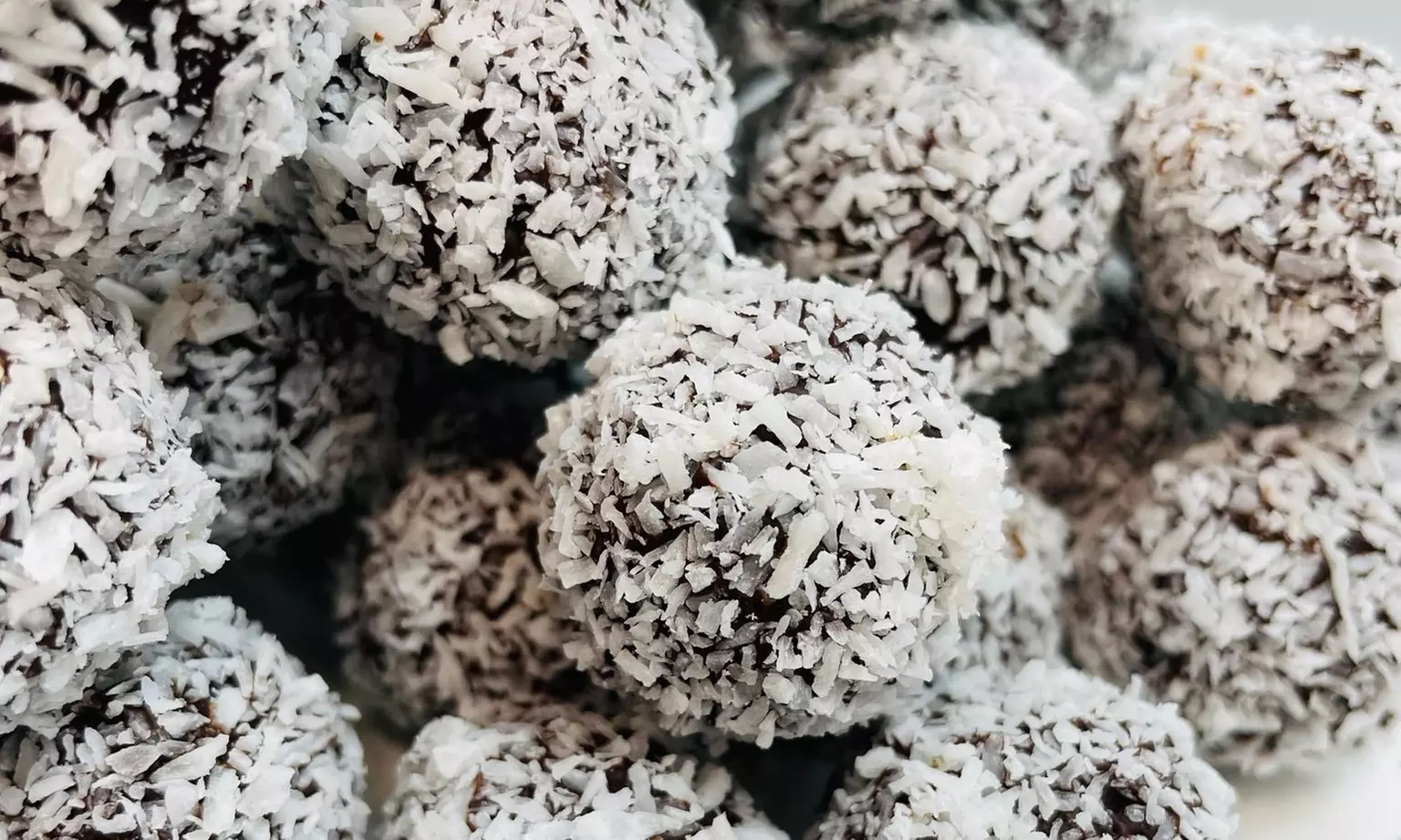 Indulge in Chocolate Truffle Making with Friends - Perfect for Gifts!