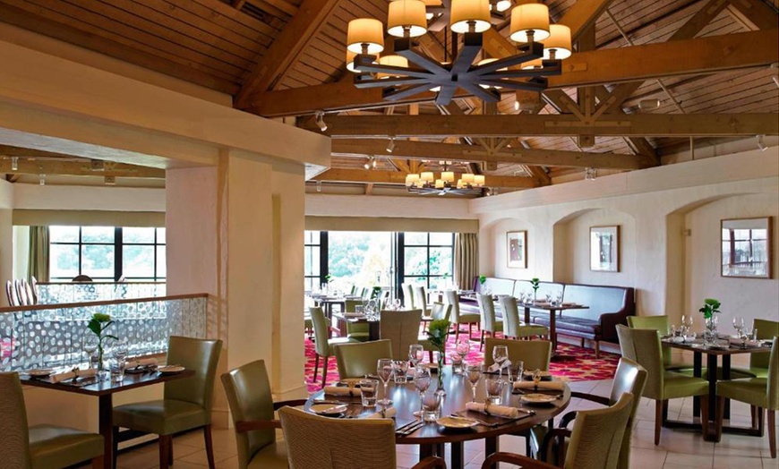 Image 7: Warwickshire: Spa Stay with Breakfast, Dinner & Treatments 